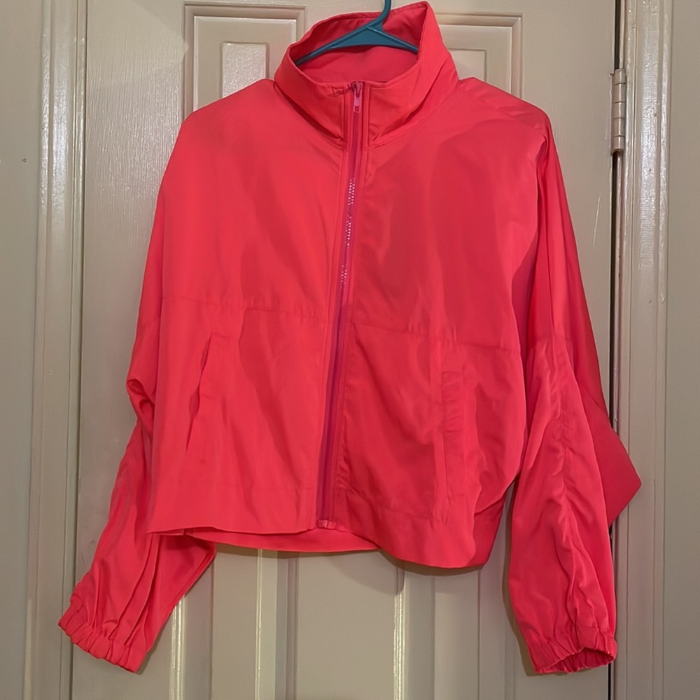 Nordstrom Know One Cares zip polyester jacket. Beautiful bright pink. NWT